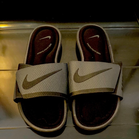 Mens Nike Comfort Footbed Slides Size 